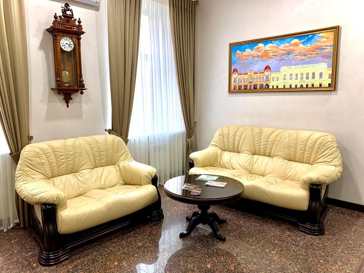 Готель Петрівський Кропивницький Екстер'єр фото